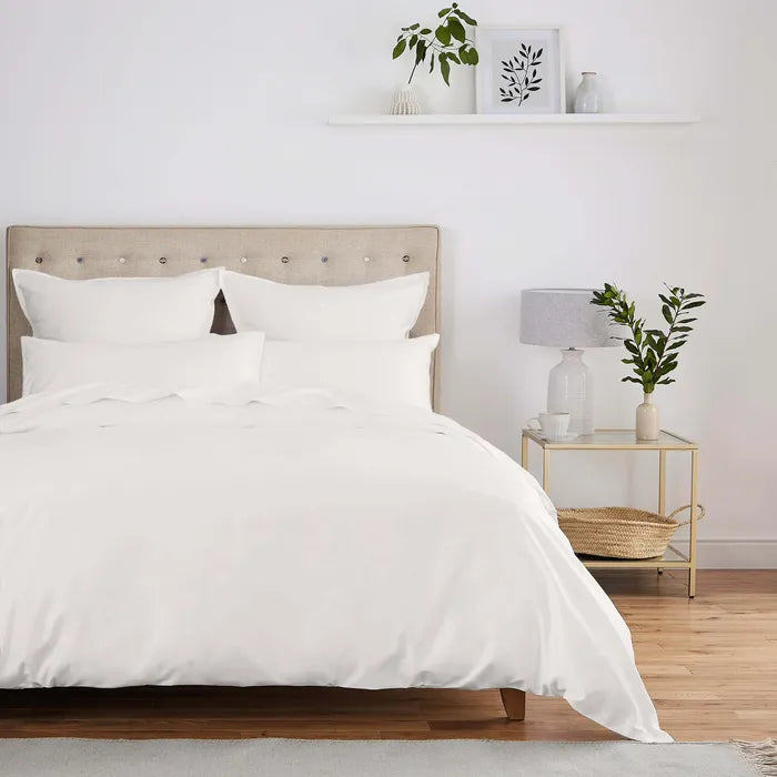 Luxury pillowcases and pillow protectors